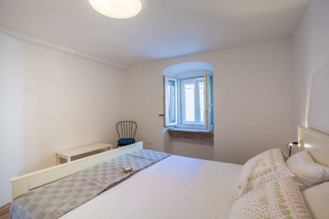 Apartmani Kraj Mora Cres Dış mekan fotoğraf