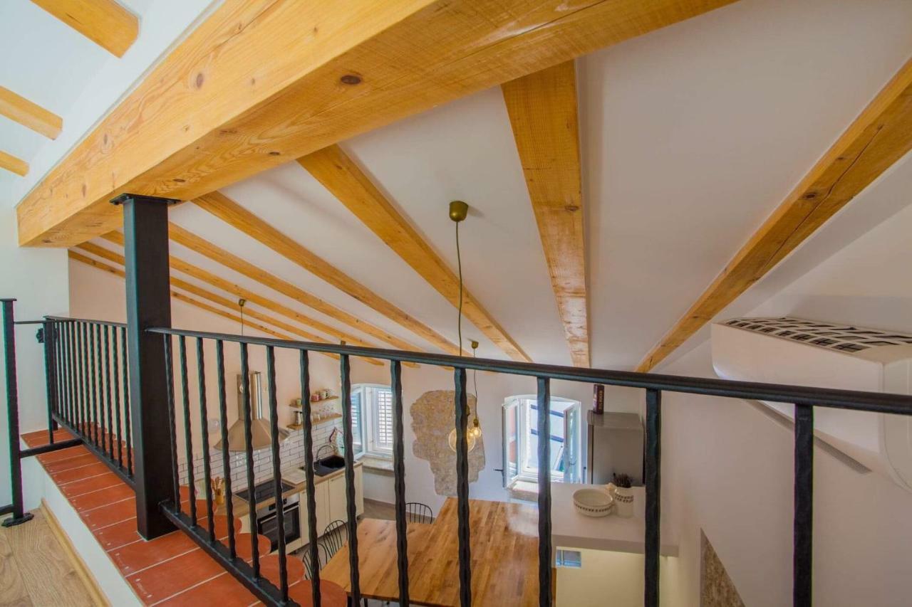 Apartmani Kraj Mora Cres Dış mekan fotoğraf