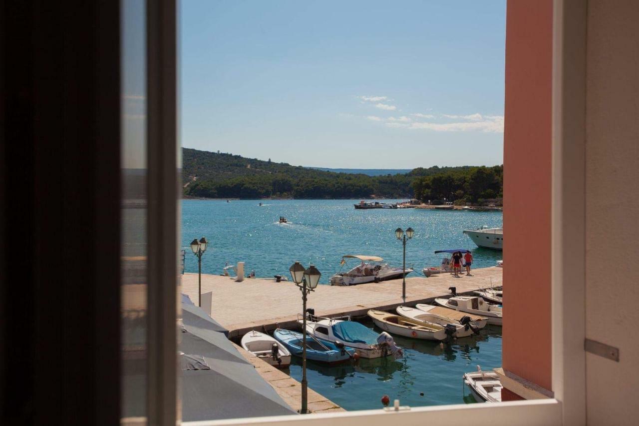 Apartmani Kraj Mora Cres Dış mekan fotoğraf