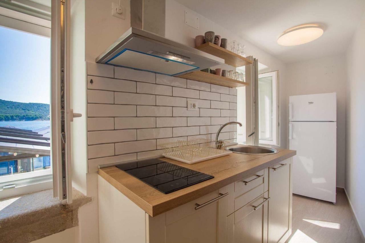 Apartmani Kraj Mora Cres Dış mekan fotoğraf