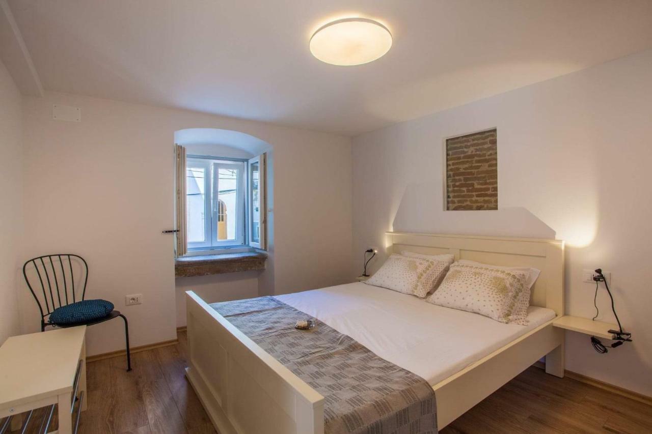 Apartmani Kraj Mora Cres Dış mekan fotoğraf